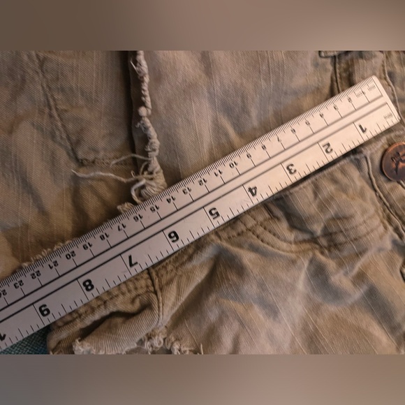 One Teaspoon x Bonitas Low Waist Button Fly Shorts in Green 🌵27 - Picture 3 of 9